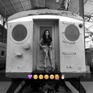 Meet your Posher, Eliza